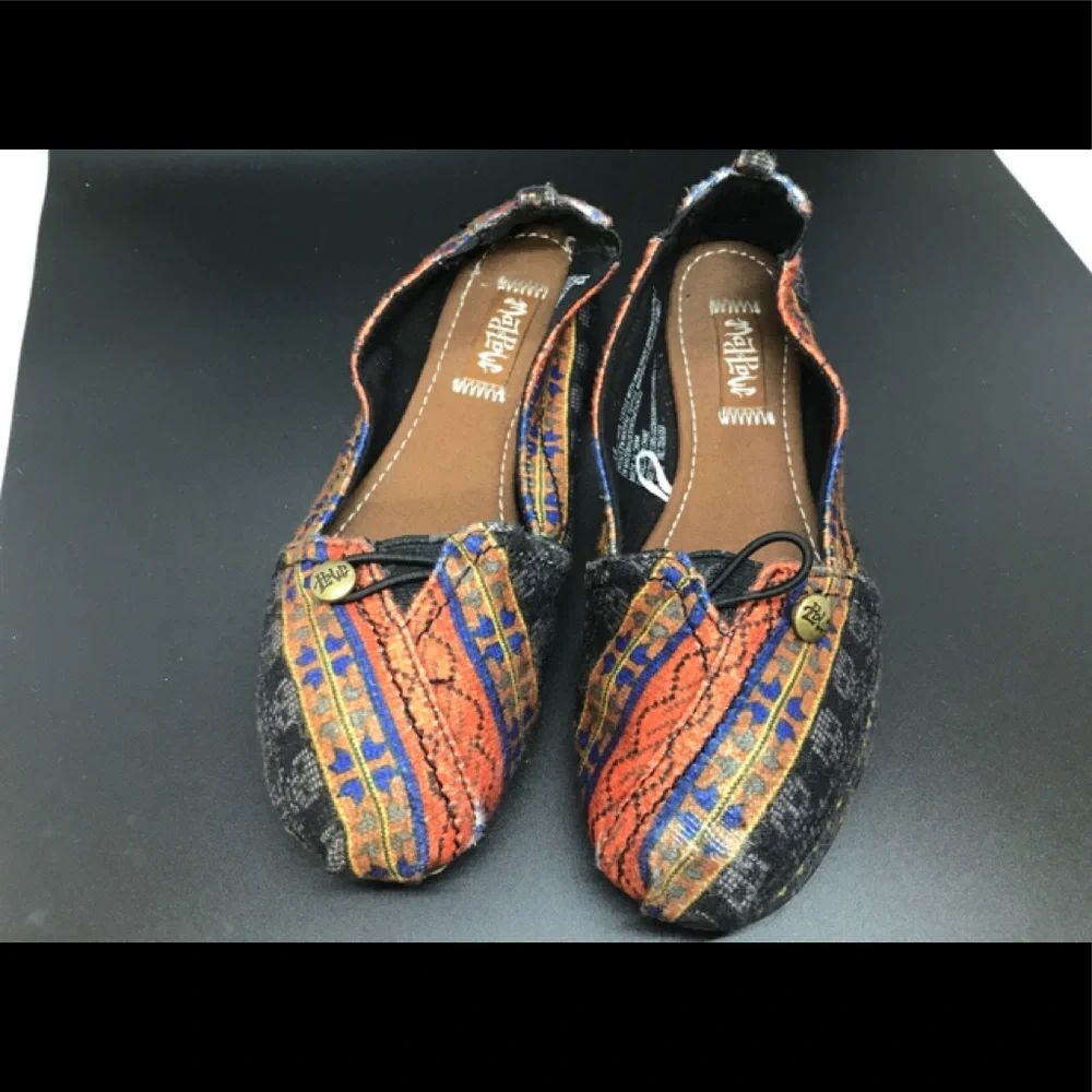 Madpole 5-6 Woman’s Slip On Flats Loafer Style - Picture 1 of 8